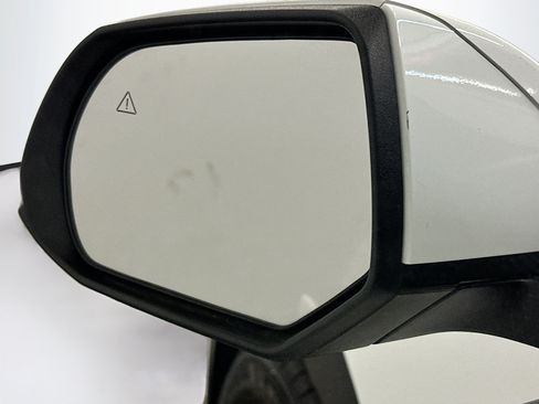 Used 2024 Hyundai Ioniq 5 SEL AWD/4WD image 16