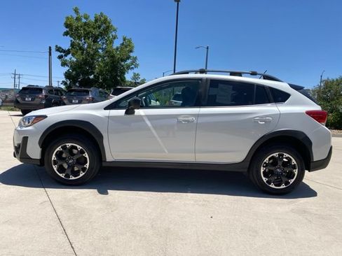 Used 2021 Subaru Crosstrek 2.0i AWD/4WD image 2
