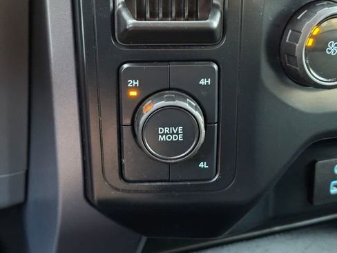 Used 2023 Ford F150 XLT image 31