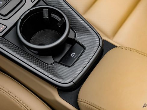 Used 2021 Porsche 911 Targa 4S Heritage Design image 64