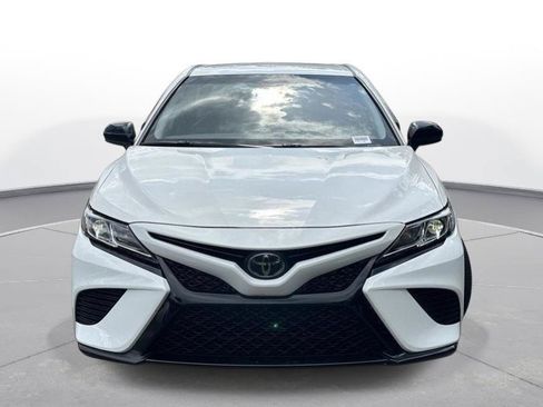Used 2020 Toyota Camry SE FWD image 4