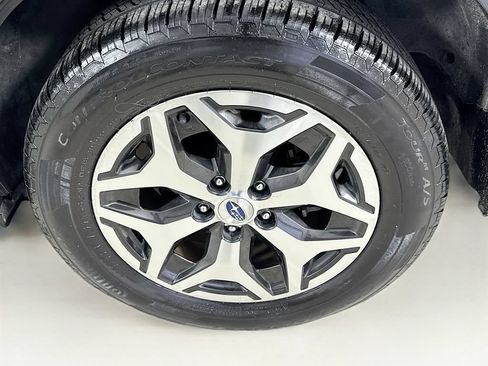 Used 2022 Subaru Forester Premium AWD/4WD image 40