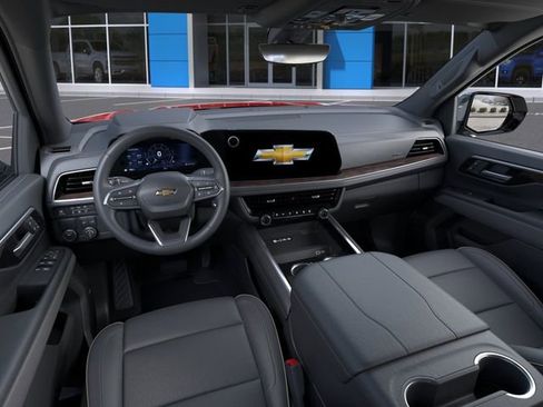 New 2026 Chevrolet Suburban Premier RWD image 15