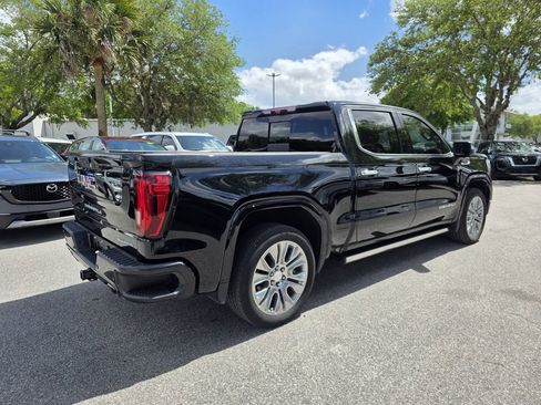 Used 2022 GMC Sierra 1500 Denali w/ Denali Reserve Package AWD/4WD image 3