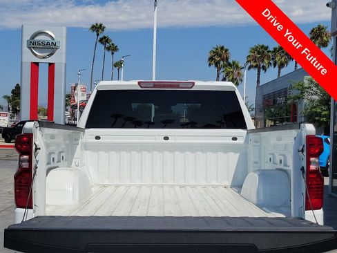 Used 2025 Chevrolet Silverado 1500 LT RWD image 23