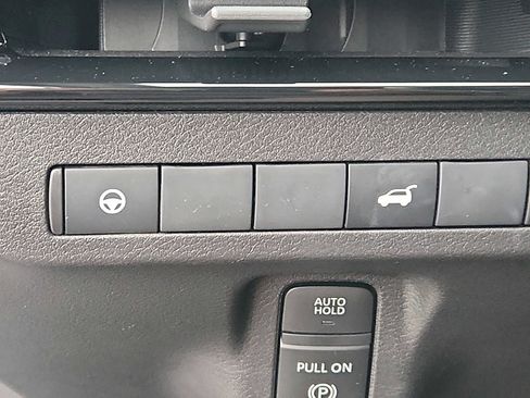 Used 2025 Nissan Murano SV AWD/4WD image 25