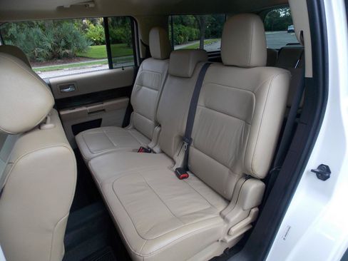 Used 2019 Ford Flex SEL w/ Equipment Group 202A FWD image 19