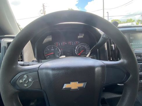 Used 2019 Chevrolet Silverado 1500 W/T w/ WT Convenience Package AWD/4WD image 11