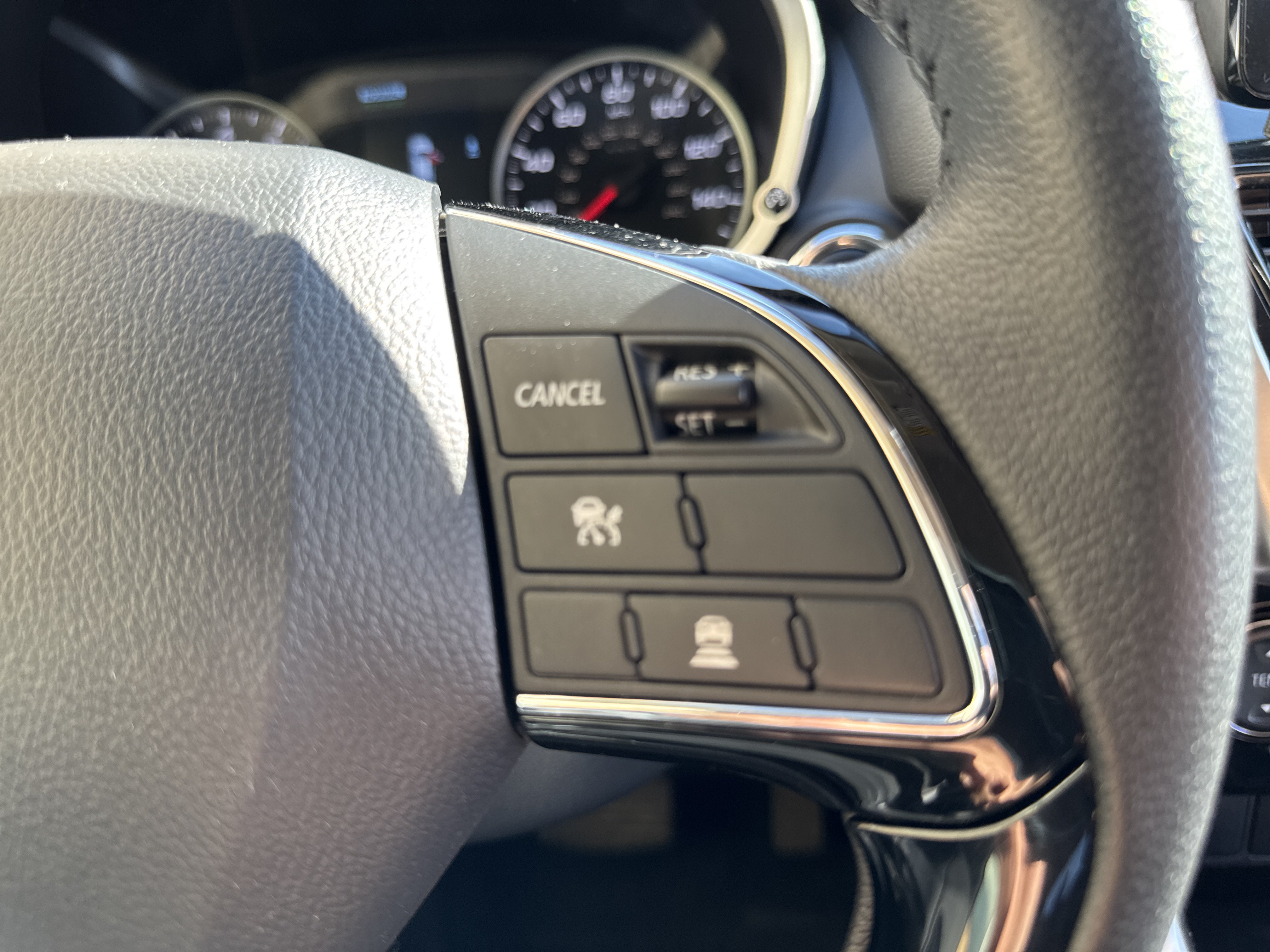 Used 2025 Mitsubishi Eclipse Cross SE AWD/4WD image 18