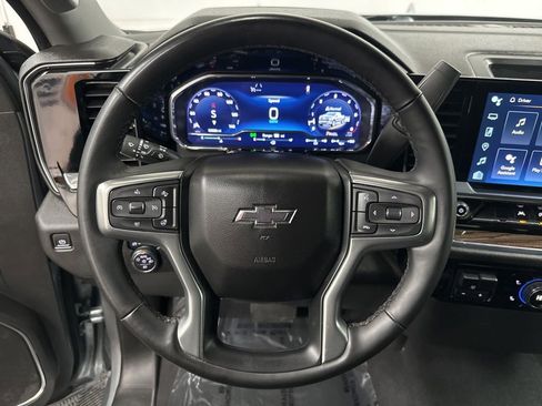 Used 2023 Chevrolet Silverado 1500 RST AWD/4WD image 15