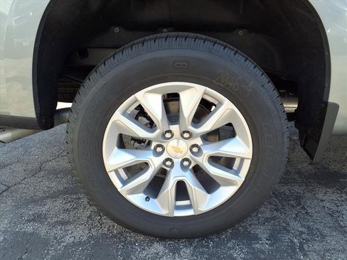 New 2026 Chevrolet Silverado 1500 Custom image 4