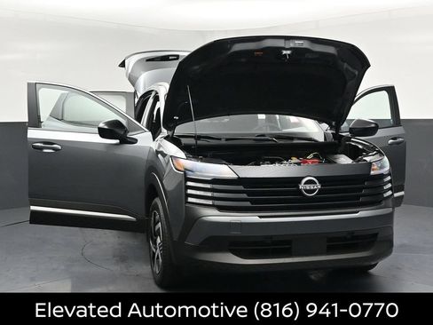 Certified 2026 Nissan Kicks SV FWD image 32