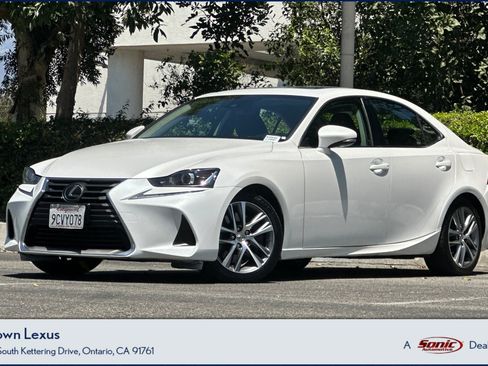 Used 2019 Lexus IS 300 RWD image 1