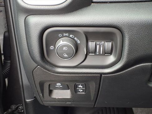 Used 2020 RAM 1500 Laramie image 20