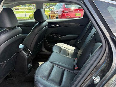 Used 2020 Kia Cadenza Technology FWD image 7