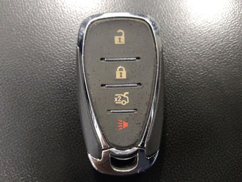 Used 2022 Chevrolet Malibu LS FWD image 32
