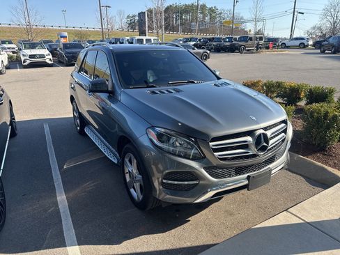 Used 2017 Mercedes-Benz GLE 350 4MATIC image 1