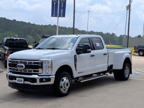 Certified 2024 Ford F350 XLT AWD/4WD image 7