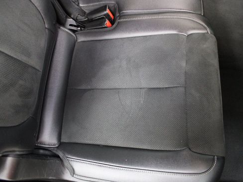 Used 2024 Jeep Grand Cherokee L Laredo image 29