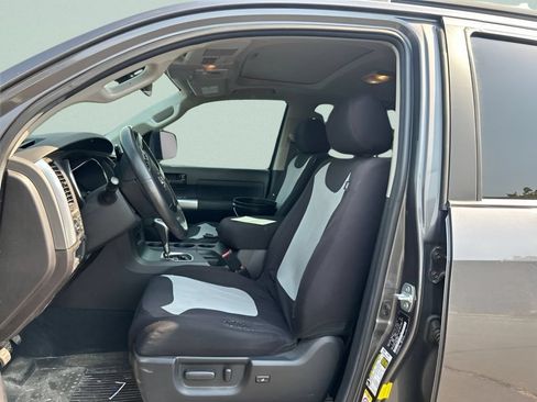 Used 2022 Toyota Sequoia TRD Sport AWD/4WD image 19