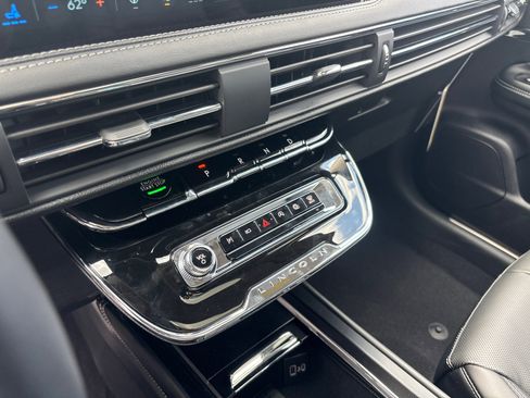 New 2026 Lincoln Corsair Premiere AWD/4WD image 22