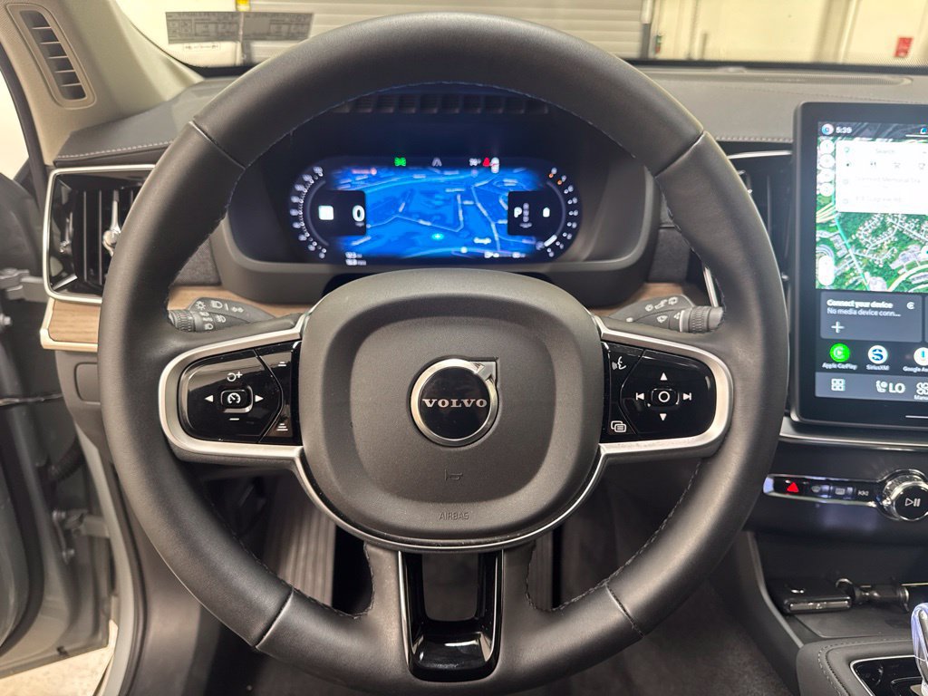 Used 2026 Volvo XC90 B5 Plus w/ Protection Package AWD/4WD image 3