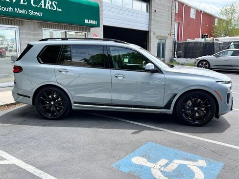 Used 2023 BMW X7 xDrive40i w/ Executive Package AWD/4WD image 8