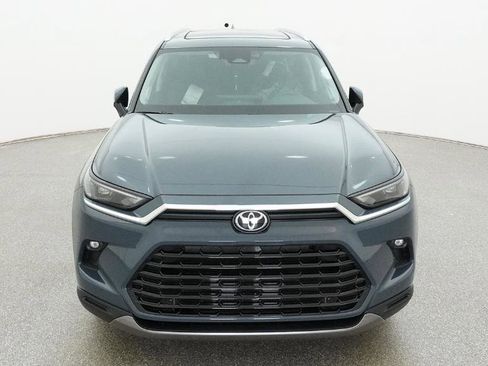 New 2026 Toyota Grand Highlander Limited FWD image 2