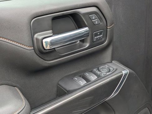 Used 2022 GMC Sierra 2500 AT4 w/ AT4 Preferred Package image 15