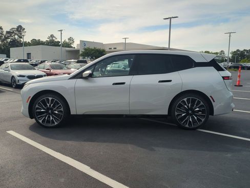 Certified 2026 BMW iX xDrive60 image 7