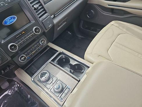 Used 2021 Ford Expedition Limited AWD/4WD image 28