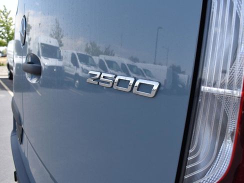 New 2025 Mercedes-Benz Sprinter 2500 image 18
