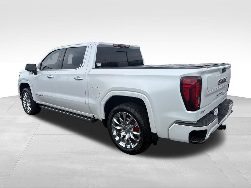 Used 2023 GMC Sierra 1500 Denali AWD/4WD image 4