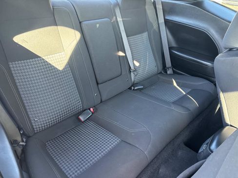 Certified 2022 Dodge Challenger SXT w/ Blacktop Package image 9