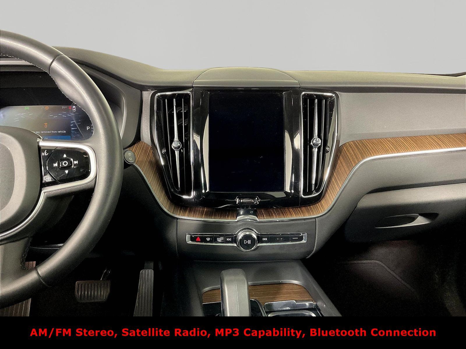 Used 2023 Volvo XC60 B5 Plus w/ Climate Package AWD/4WD image 9