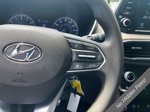 Used 2020 Hyundai Santa Fe SE AWD/4WD image 16