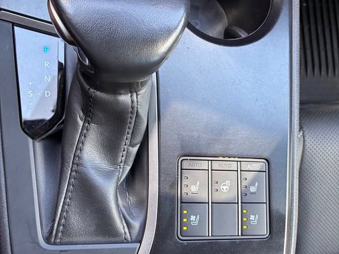 Used 2023 Lexus UX 250h AWD w/ Accessory Package (Z2) image 35
