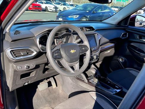 Used 2023 Chevrolet TrailBlazer LT w/ Convenience Package image 17