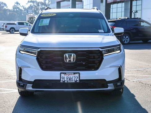 Used 2024 Honda Pilot Elite image 22