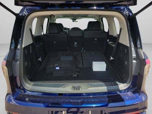 Used 2026 INFINITI QX80 Luxe w/ Cargo Package AWD/4WD image 26