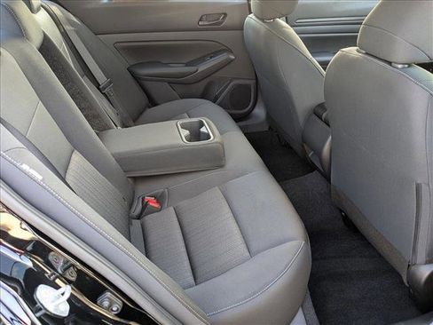 Certified 2025 Nissan Altima 2.5 S image 18