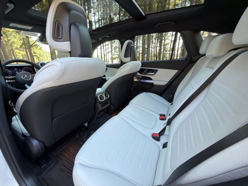 New 2026 Mercedes-Benz GLC 300 GLC 300 image 15