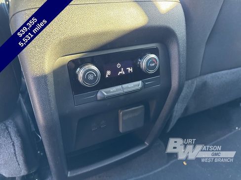 Used 2025 GMC Acadia Elevation w/ Black Edition image 22