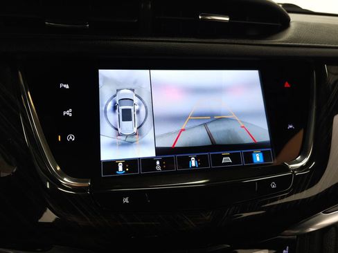 Used 2023 Cadillac XT6 Premium Luxury w/ Technology Package AWD/4WD image 29