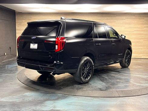 Used 2025 Ford Expedition Max Platinum image 31