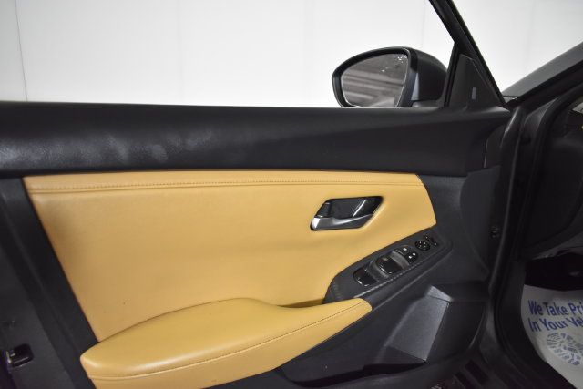 Used 2023 Nissan Sentra SV w/ SV Premium Package FWD image 7
