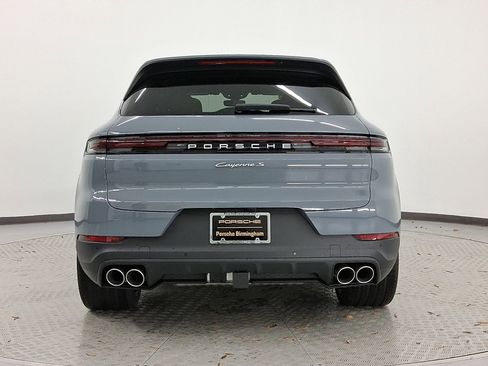 New 2026 Porsche Cayenne S image 6