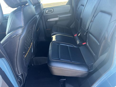 Used 2022 Ford Bronco Badlands image 20