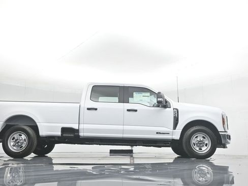New 2026 Ford F350 XL w/ XL Chrome Package RWD image 49