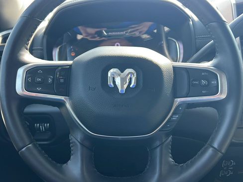 Used 2024 RAM 2500 Laramie AWD/4WD image 18